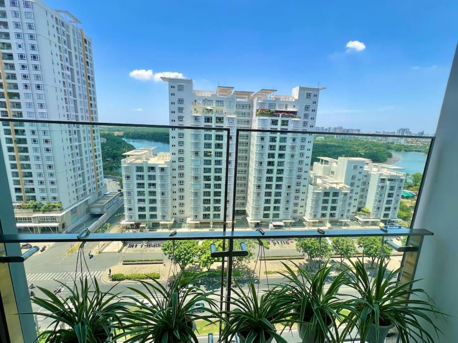 The Ascentia - Scandinavian - Near Secc, Mall Apartment